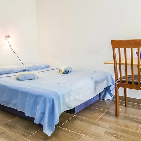 Ante * Trstenik (Dubrovnik-Neretva)